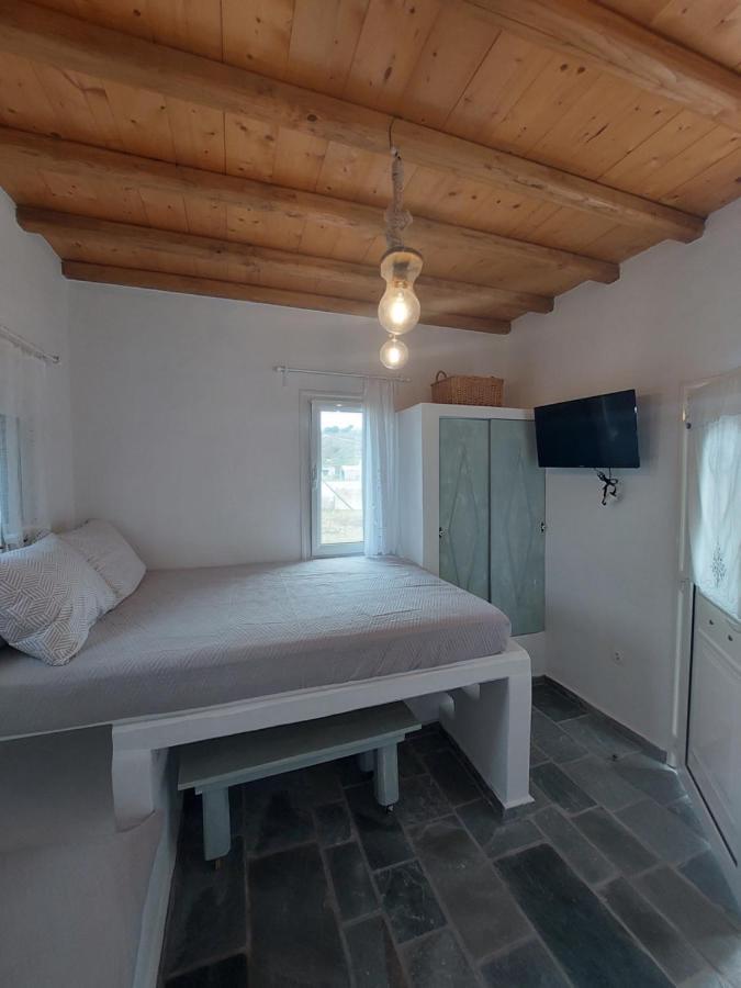 Μπλε Στουντιο 1 Villa Livádi Kültér fotó
